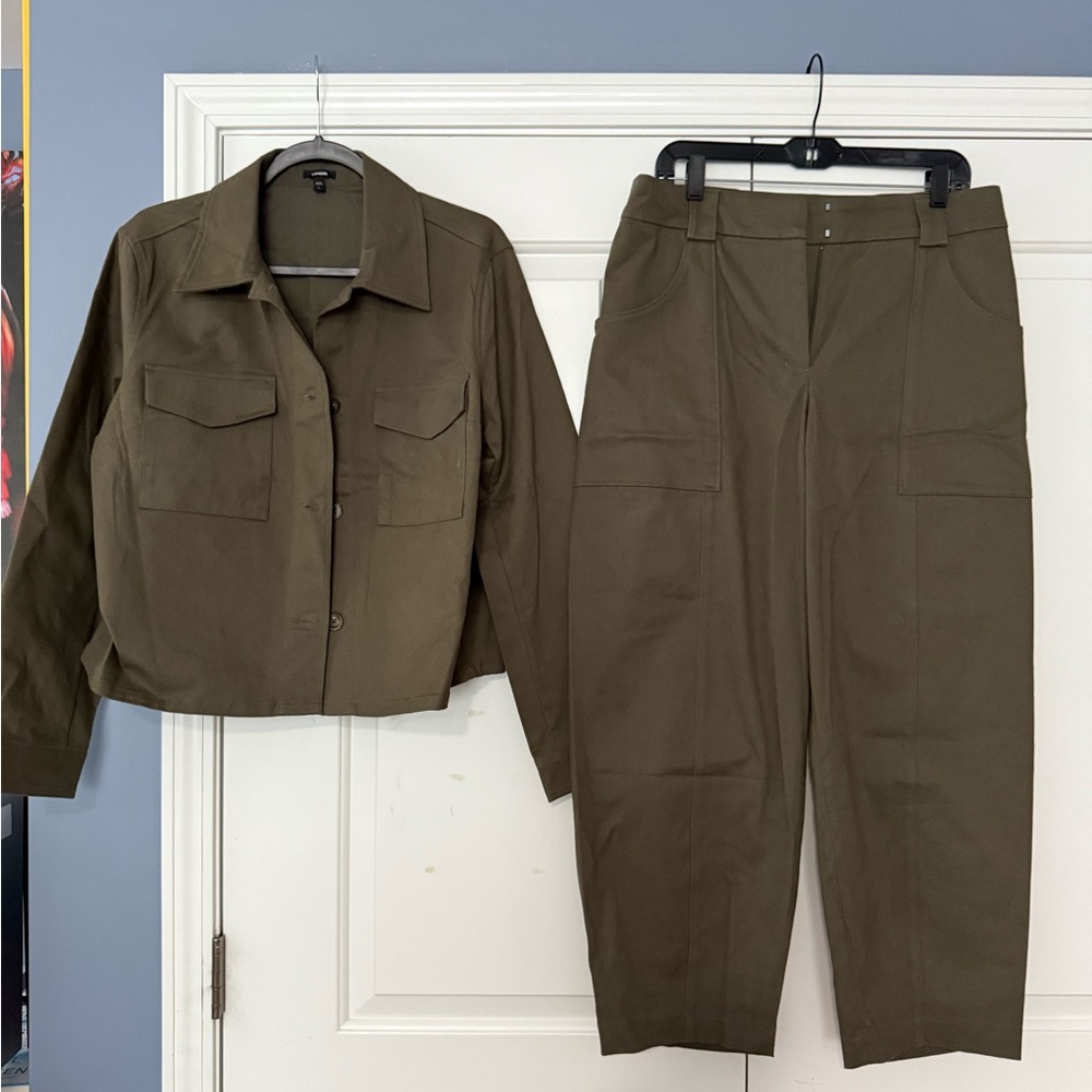 Express Olive Green Jacket and Pants Set NEW Large/12